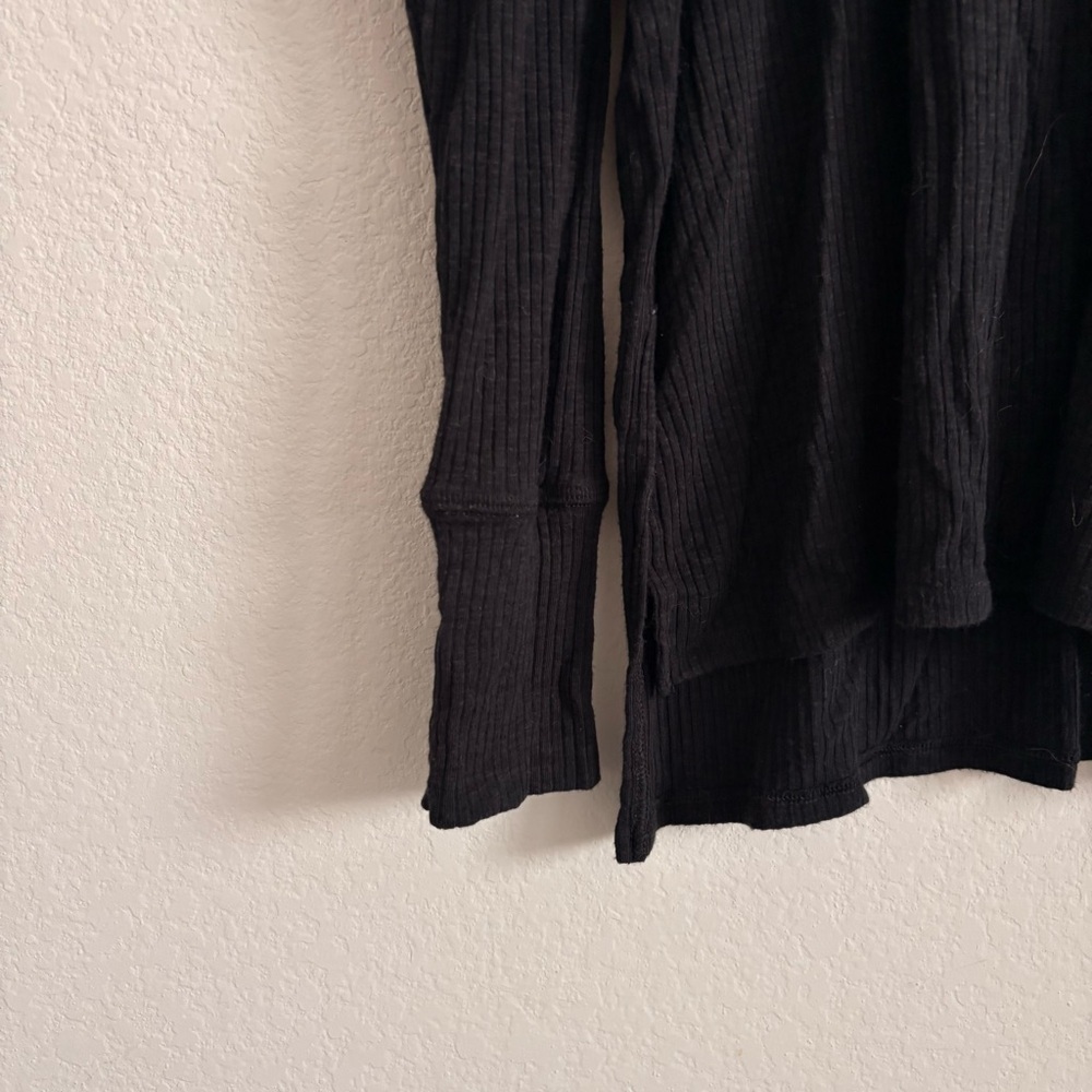 Aerie Black Ribbed Oversized Long Sleeve Top - size S - Picture 2 of 6